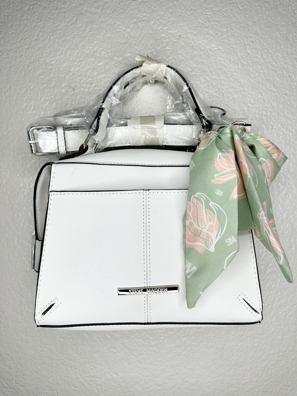 Steve Madden Crossbody Bag Womens Small White Faux Leather BREESE Scarf Handle